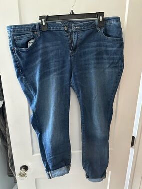 Old Navy Women's Boyfriend Jeans in Dark Blue Wash size 16 petite